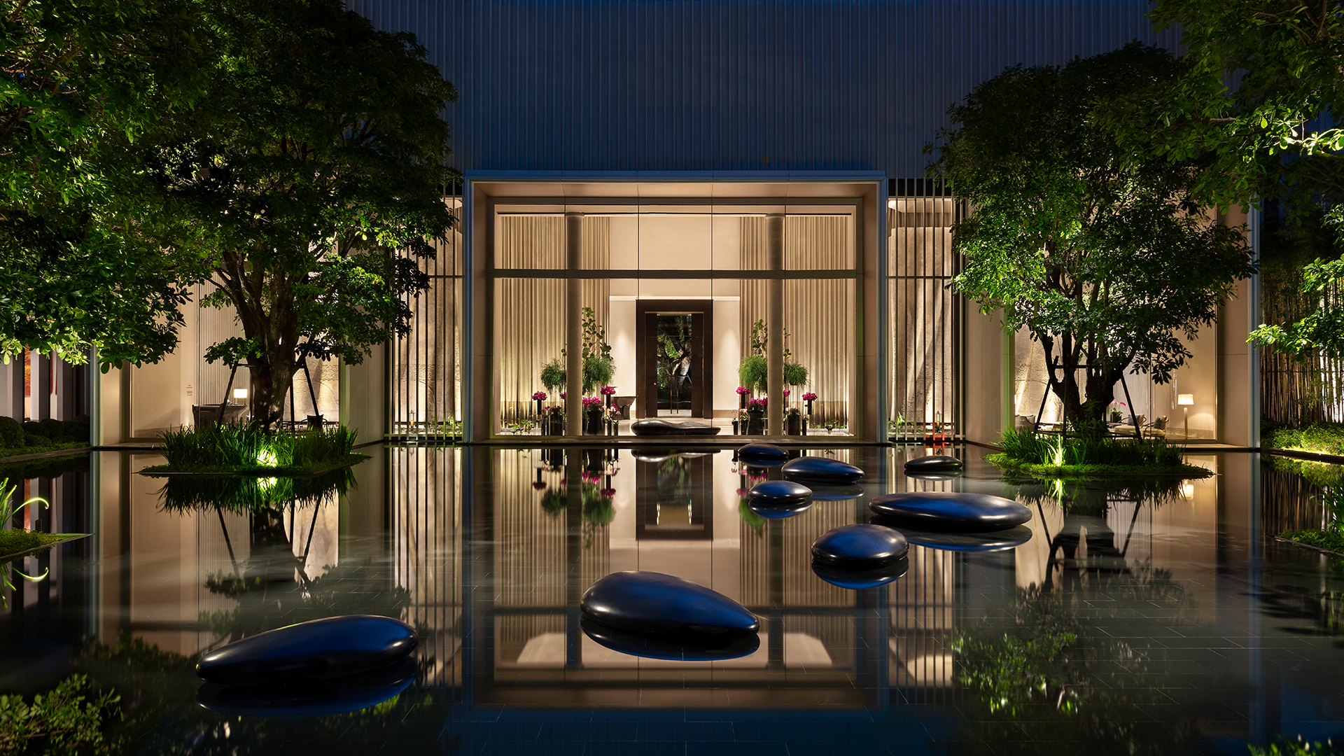 LED Lighting Projects - Four Seasons Hotel Bangkok at Chao Phraya River